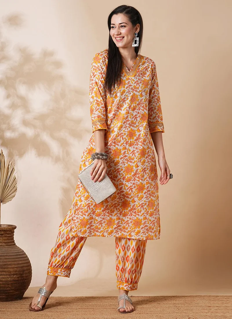 جلو باص Globus Women Orange Floral Printed Regular Pure Cotton Straight Kurta With Afghani Pant